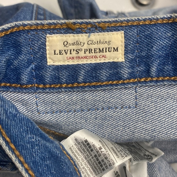 LEVI’S PREMIUM BIG E 501 CUT OFF SHORTS WITH FRONT DISTRESSING BUTTON FLY S28 - Picture 10 of 11